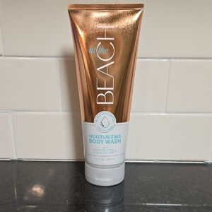 Bath & Body Works Gold and White Body Wash